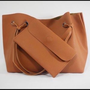 classic tote in gray with matching wallet